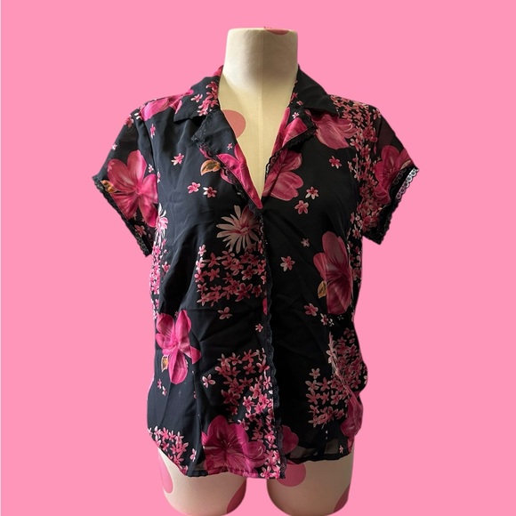 Notations Tops - Vintage Floral Black and Pink Women's Top